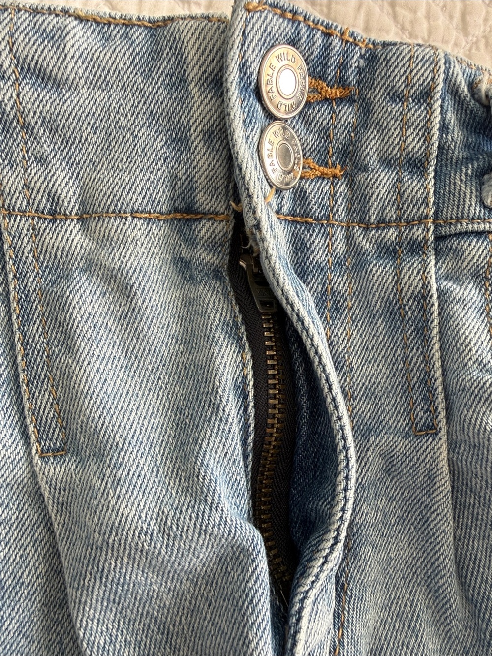 Wild fable Light Blue Pleated Denim Shorts Size 0  Vacation Summer Coastal Jean - Picture 9 of 12